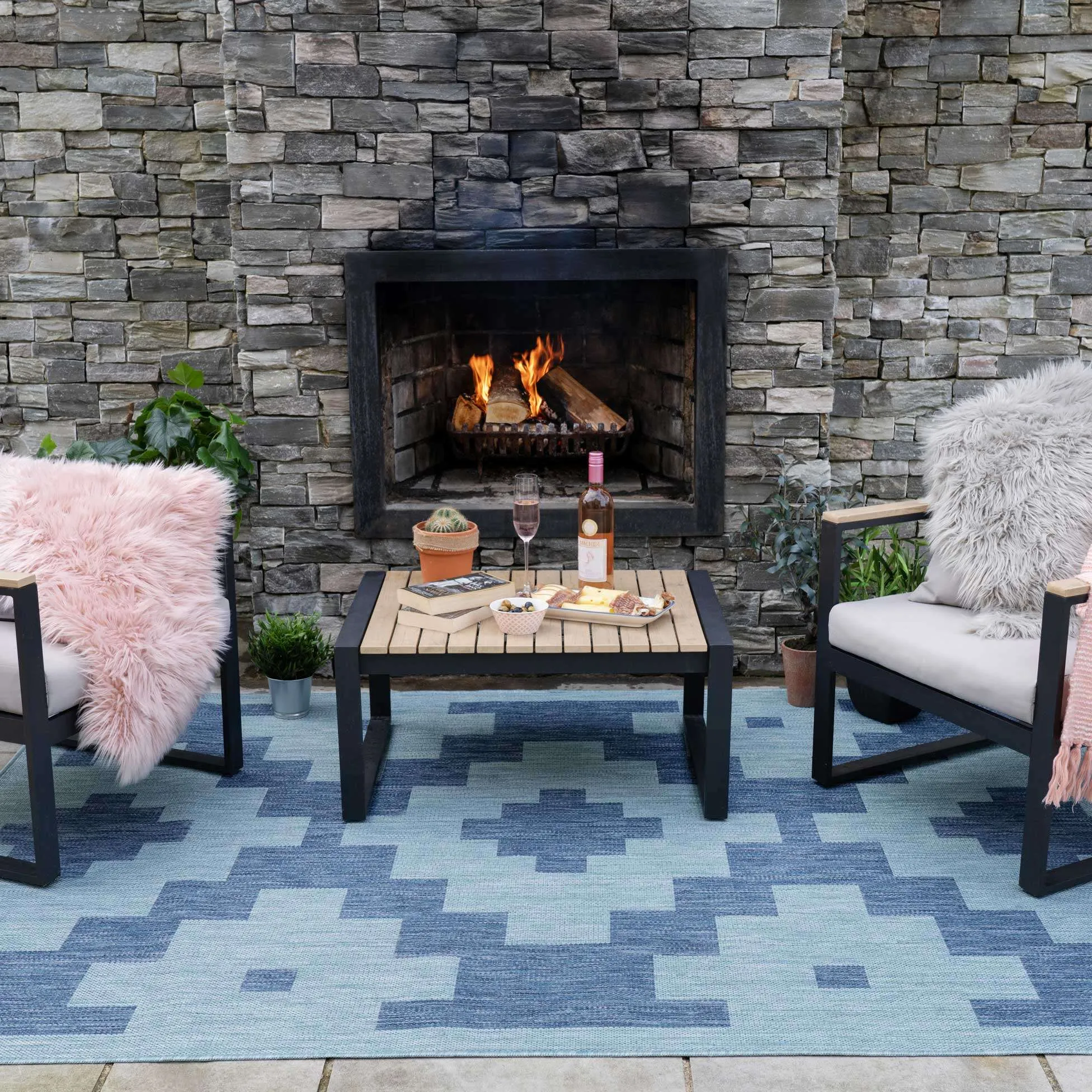 Blue Geometric Indoor Outdoor Area Rug - Shelly