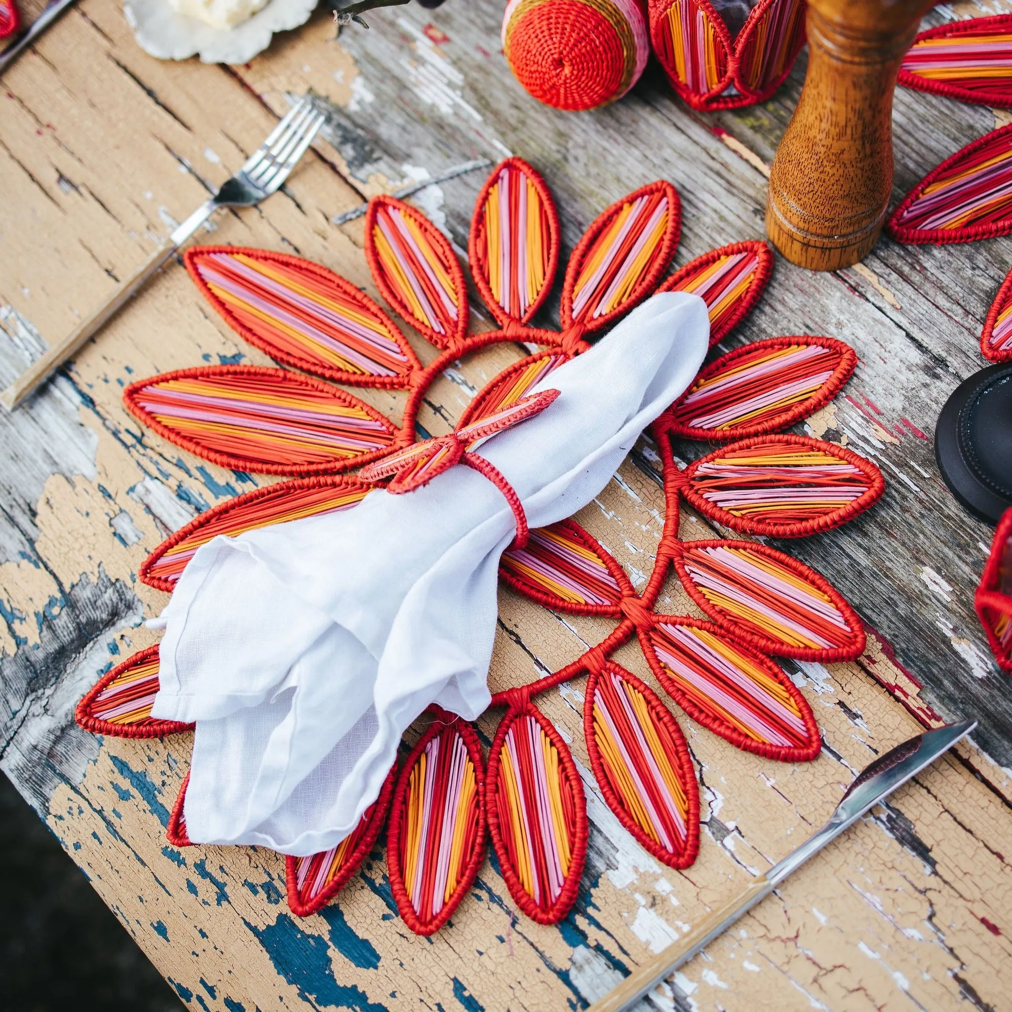 Hoja Woven Placemats (Set of 2)