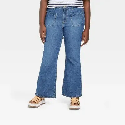 Open Box - Universal Thread Women's Flare Jeans High-Rise Stretchy Denim, White