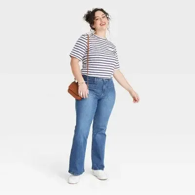 Open Box - Universal Thread Women's Flare Jeans High-Rise Stretchy Denim, White