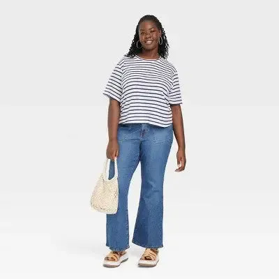Open Box - Universal Thread Women's Flare Jeans High-Rise Stretchy Denim, White